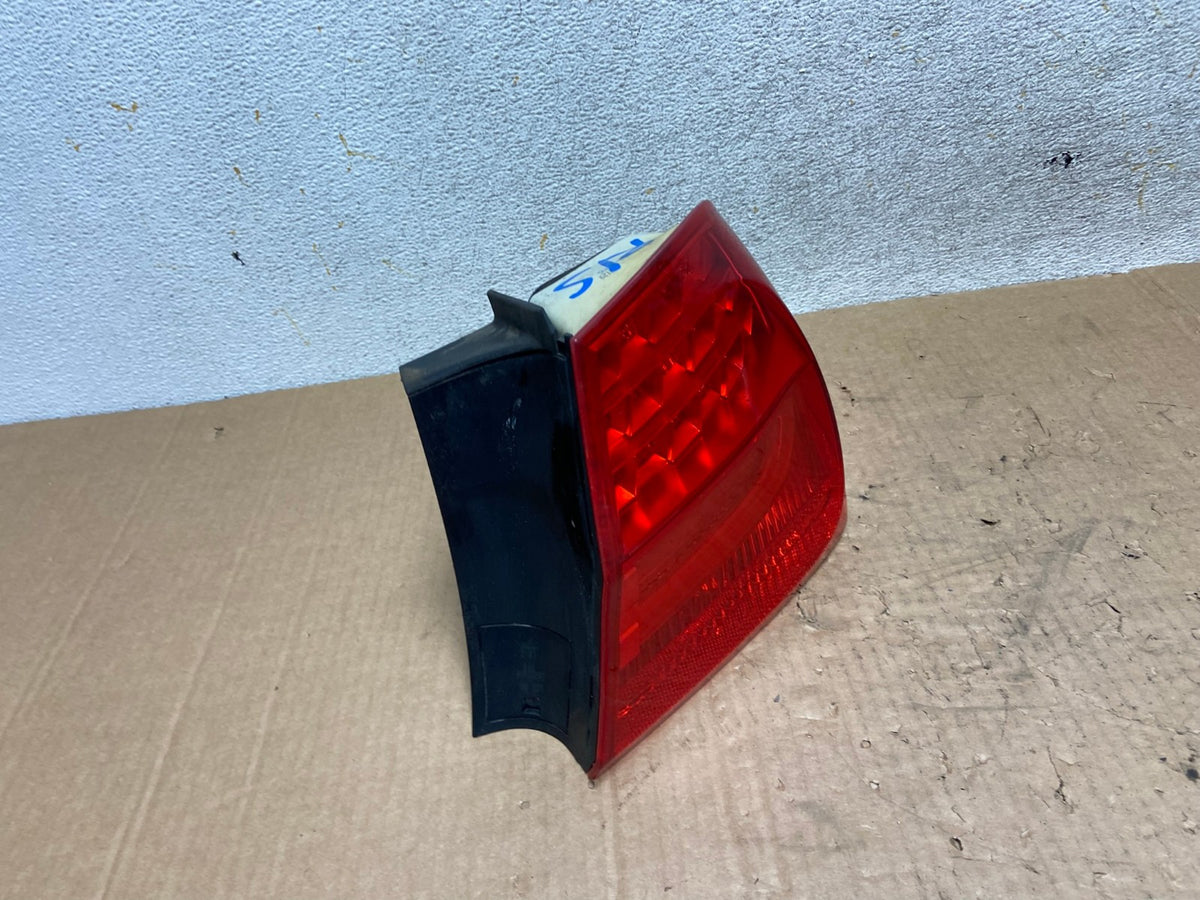 2009 2010 BMW 328i 3 Series Right Passenger RH Side Tail Light AI5569 LK2