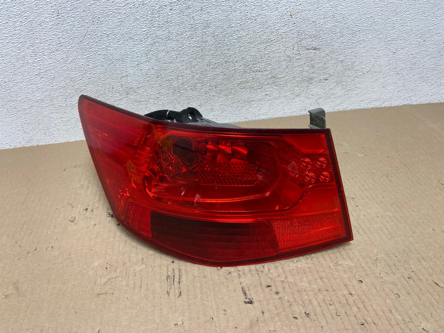 2010 - 2013 Kia Forte Left Driver LH Side Tail Light AF5913 LK0