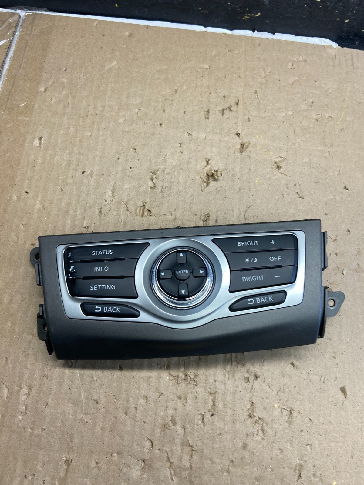 2009-2014 Nissan Murano AM FM Radio CD Control Panel ab2248 DG0