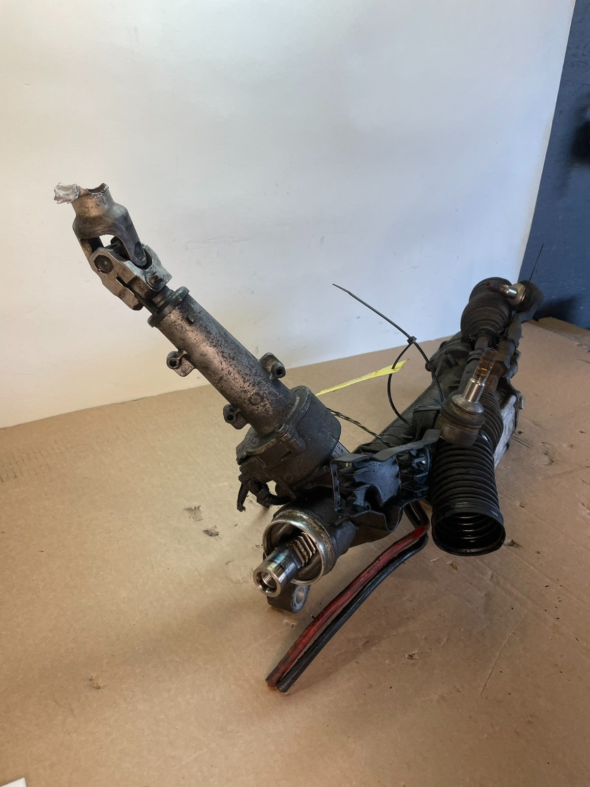 2011-2019 BMW (F01 F06 F07 F10) RWD Steering Gear Rack & Pinion AG98342