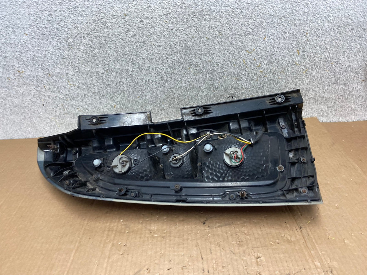 2010 to 2011 Kia Soul Right Passenger RH Side Tail Light AI5437 LK6