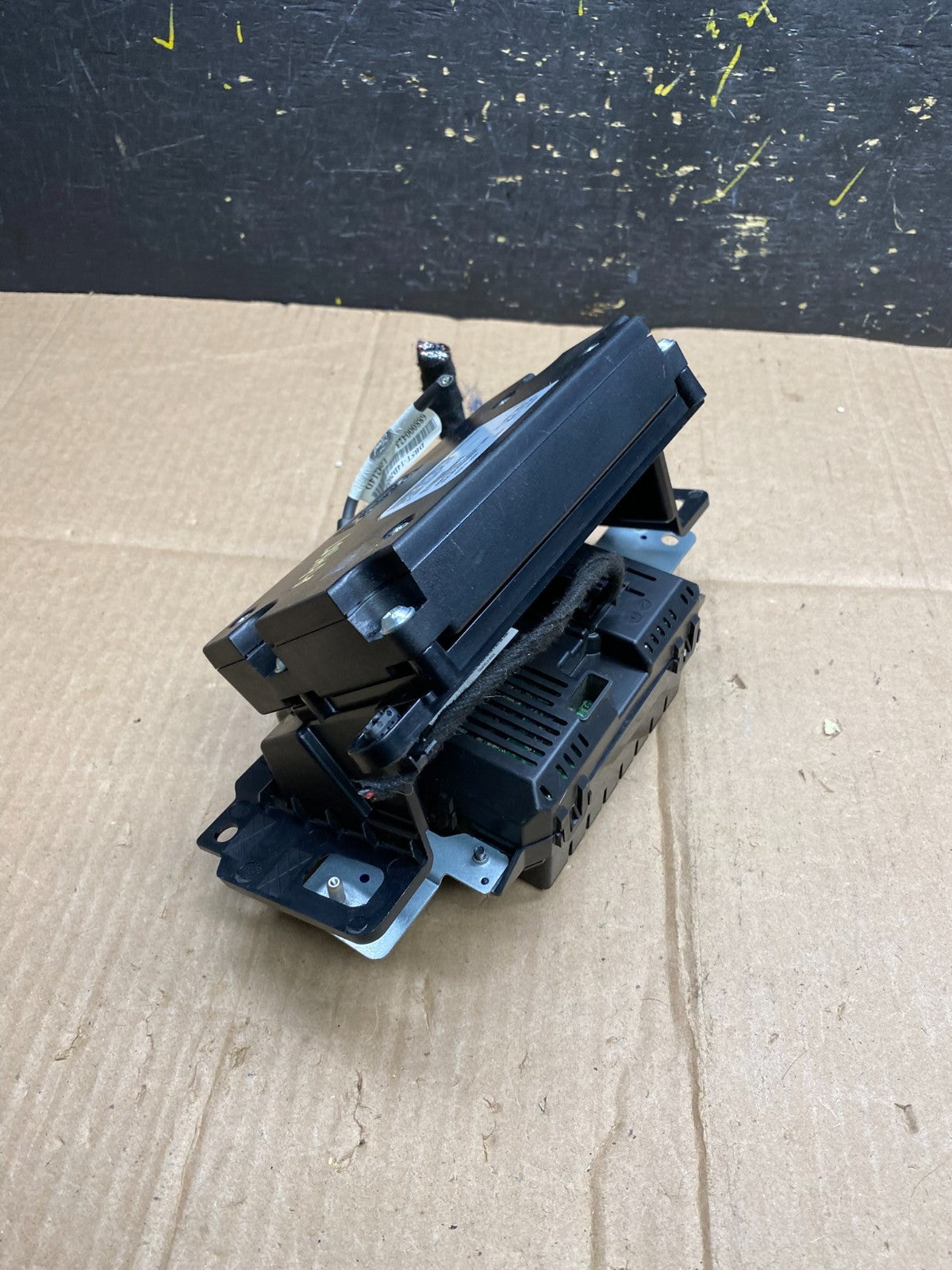2013 to 2014 Ford Explorer Screen Communication Module DB5T-14B428-AC aa4682 DG4