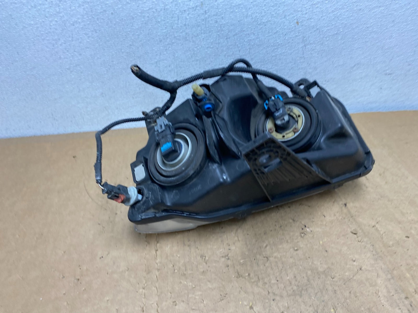 2011-2013 Jeep Grand Cherokee Right Passenger Halogen Headlight AD0589 DW5