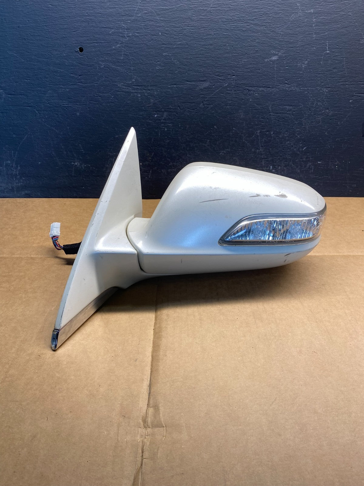 2005 to 2008 Acura RL Left Driver LH Side Door View Mirror Power AD35460