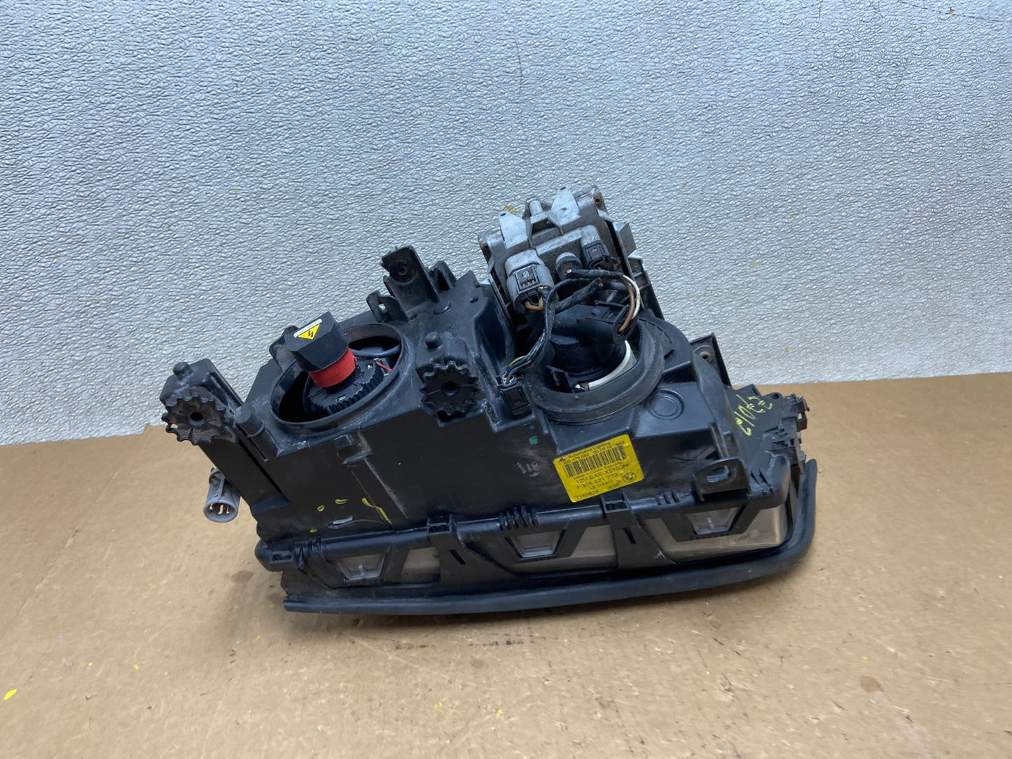 2002 to 2003 BMW 325Ci 330Ci E46 Coupe Right Passenger Xenon Headlight Z7012 DG6