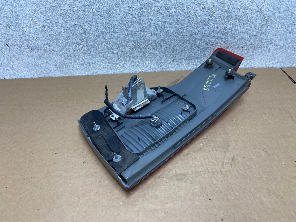 2008 to 2010 Honda Odyssey Left Driver LH Side Tail Light Inner AI2635 LK6