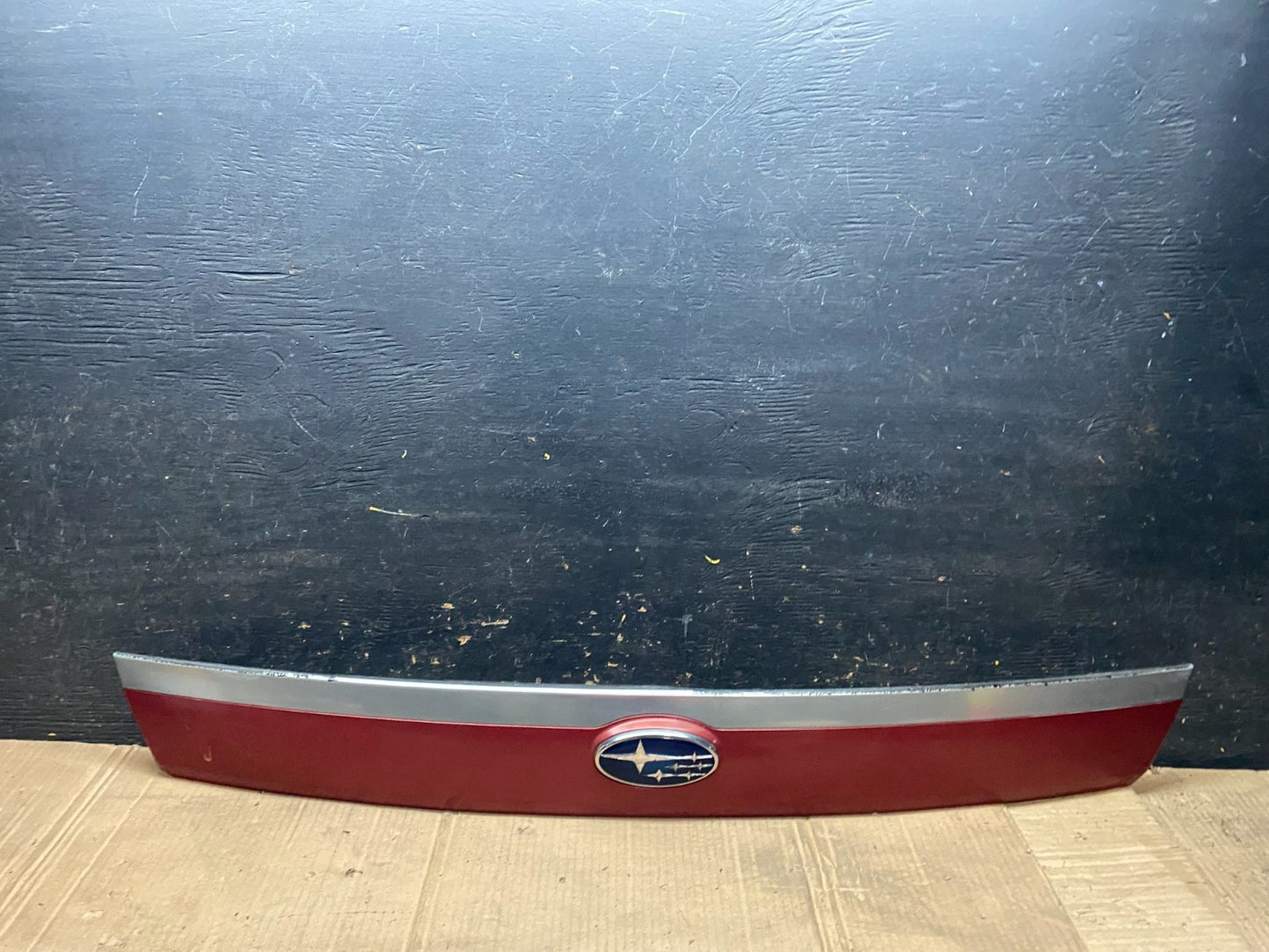 2006 2007 2008 Subaru Forester  Liftgate Tailgate Trunk Trim Molding W2111 DG0