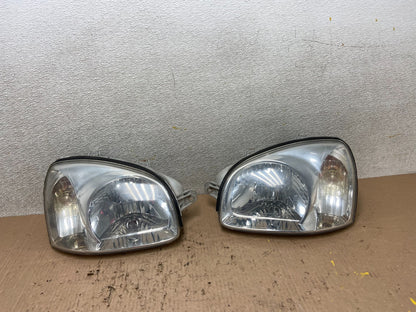 2001-2003 Hyundai Santa Fe Left Driver LH Headlight Halogen AD2663 DW0