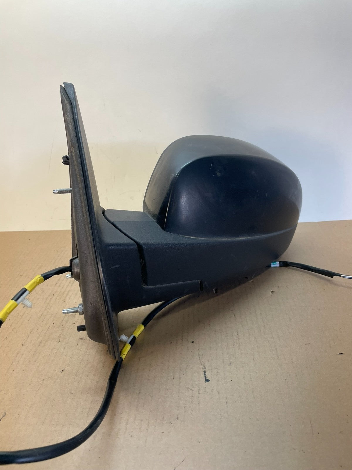2007 to 2014 Gmc Yukon Left Driver LH Side View Door Mirror AI4162 DG1