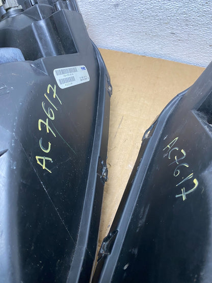 2005 to 2009 Chevrolet Equinox Left+Right Set Halogen Headlights AC7617 DW8