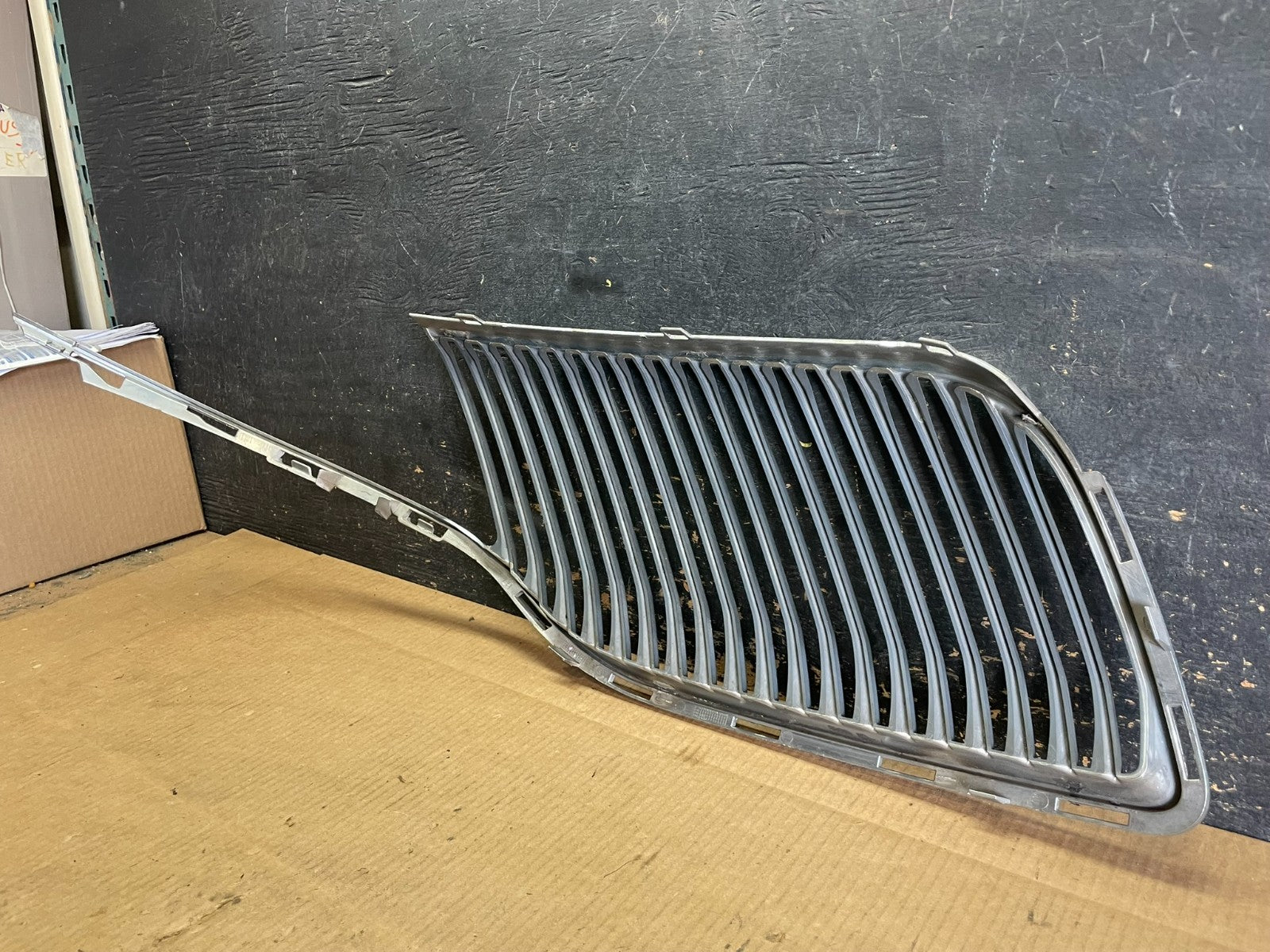 2013 to 2016 Lincoln MKT Left Driver LH Side Front Grill Grille OEM ab2853 DG5