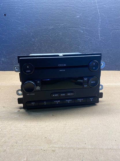2005 to 2007 Ford Five Hundred Montego Radio CD Player AD4940 DG0