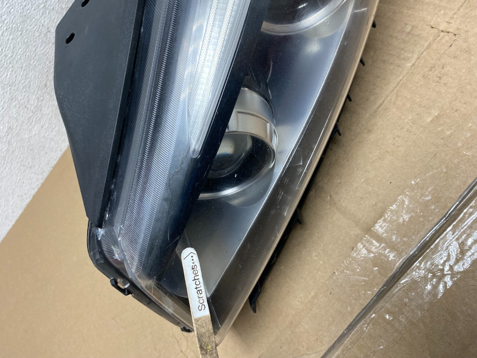 2016 to 2018 Kia Sorento Left Driver LH Side Headlight Halogen AE6694 DW3