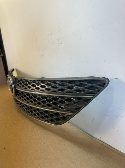 2002 2003 2004 Toyota Camry Front Upper Grill Grille AF8706 DG1