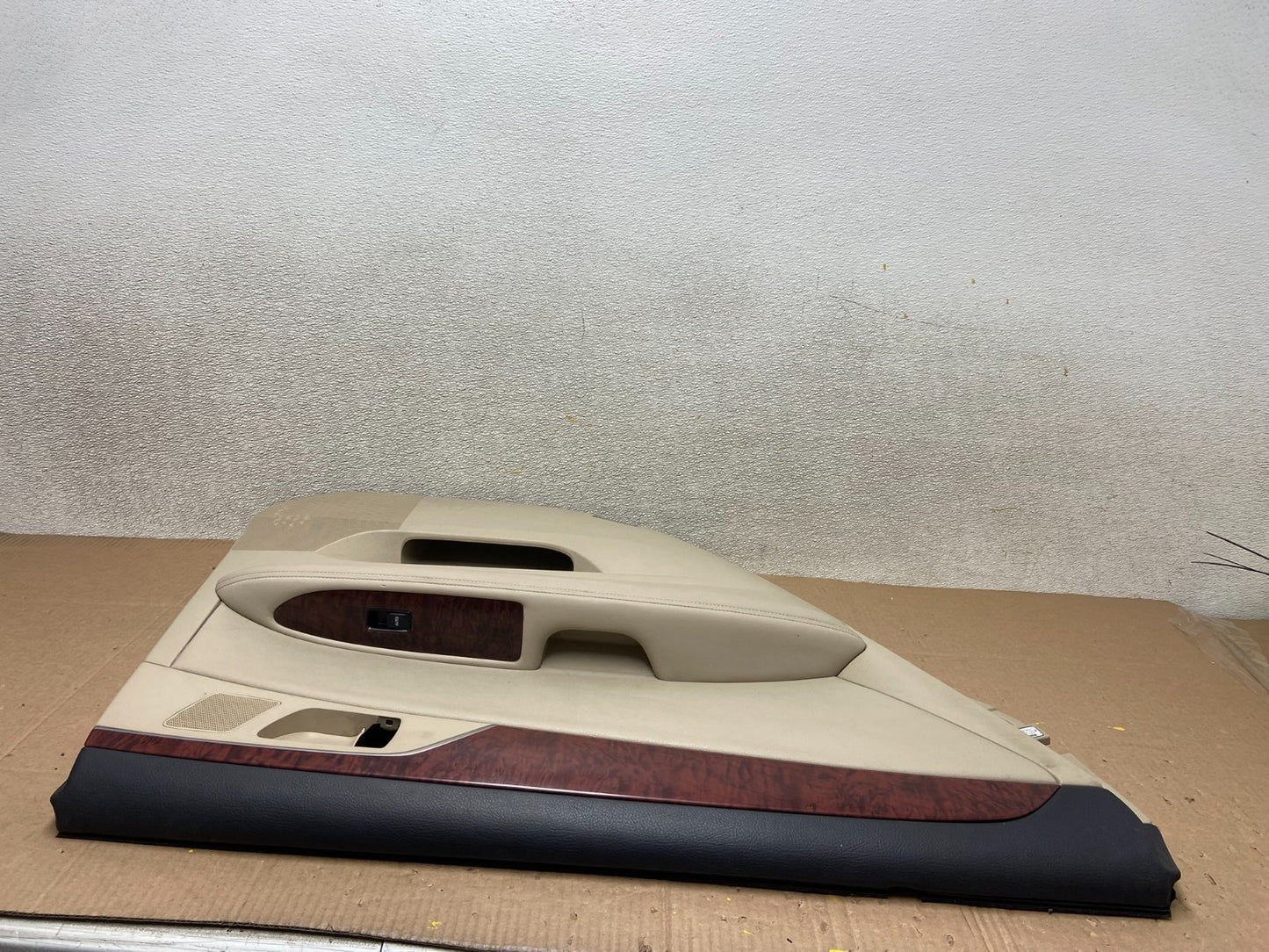 2011-2012 Toyota Avalon Rear Left Driver Door Trim Panel Trim Y3194 DG5