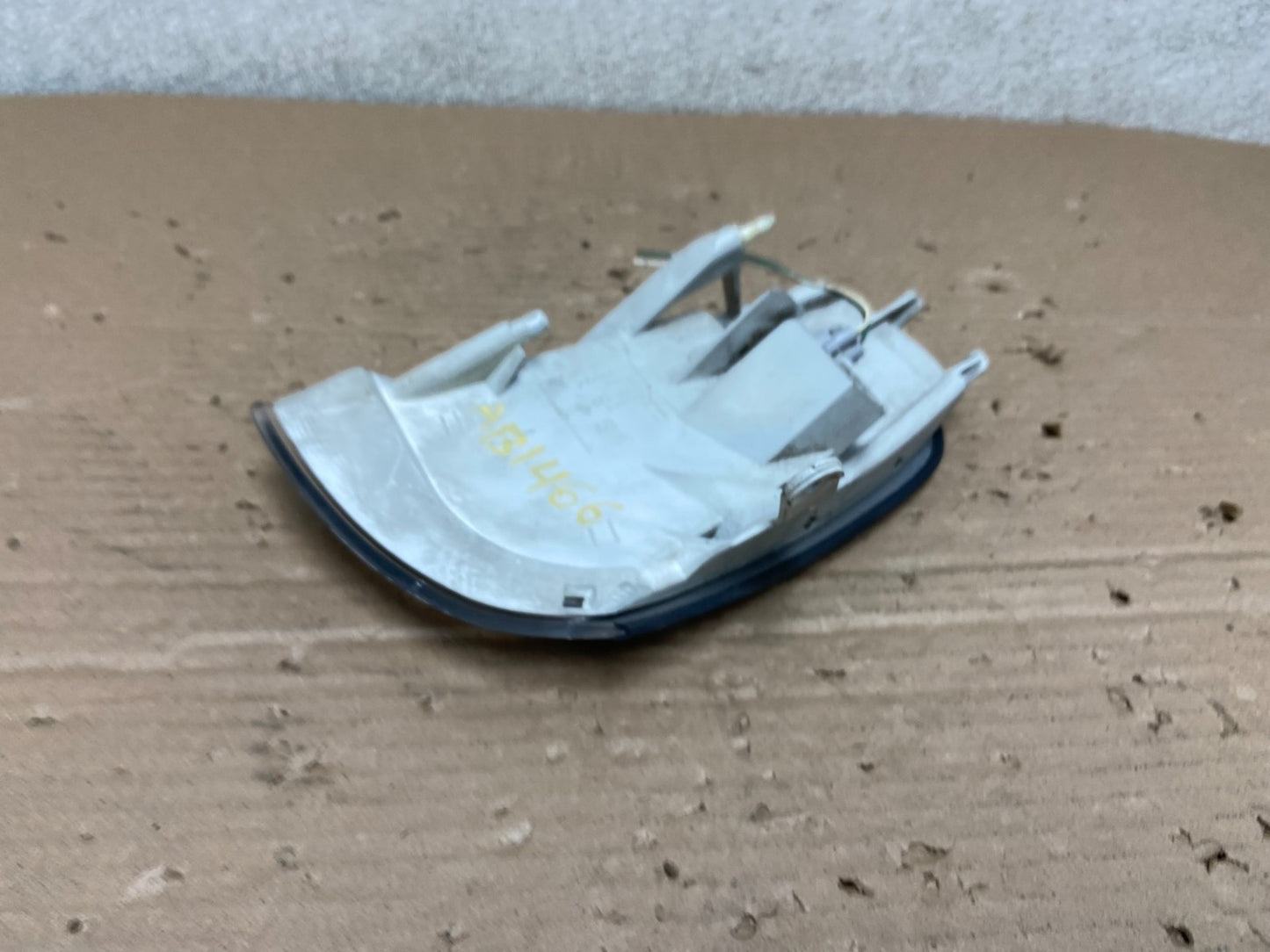 1995 to 1996 Toyota Camry Left Driver LH Side Turn Signal AB1466 DW5