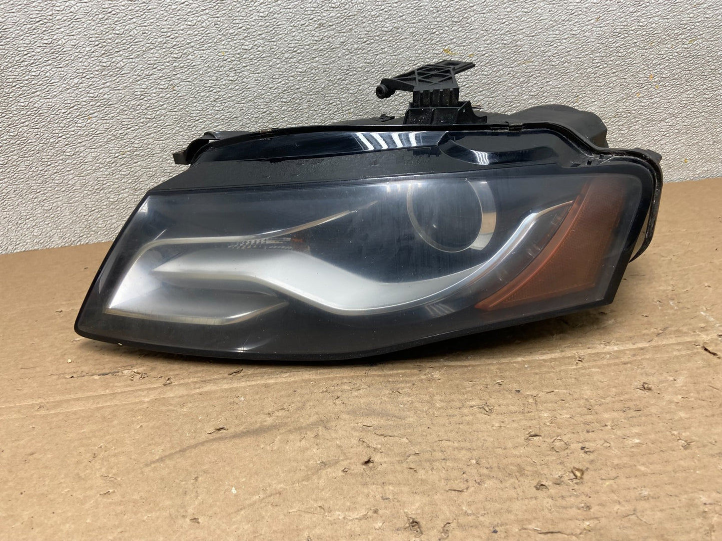 Xenon HID AFS 2009 to 2012 Audi A4 Left Driver LH Side Headlight AB4937 DW0