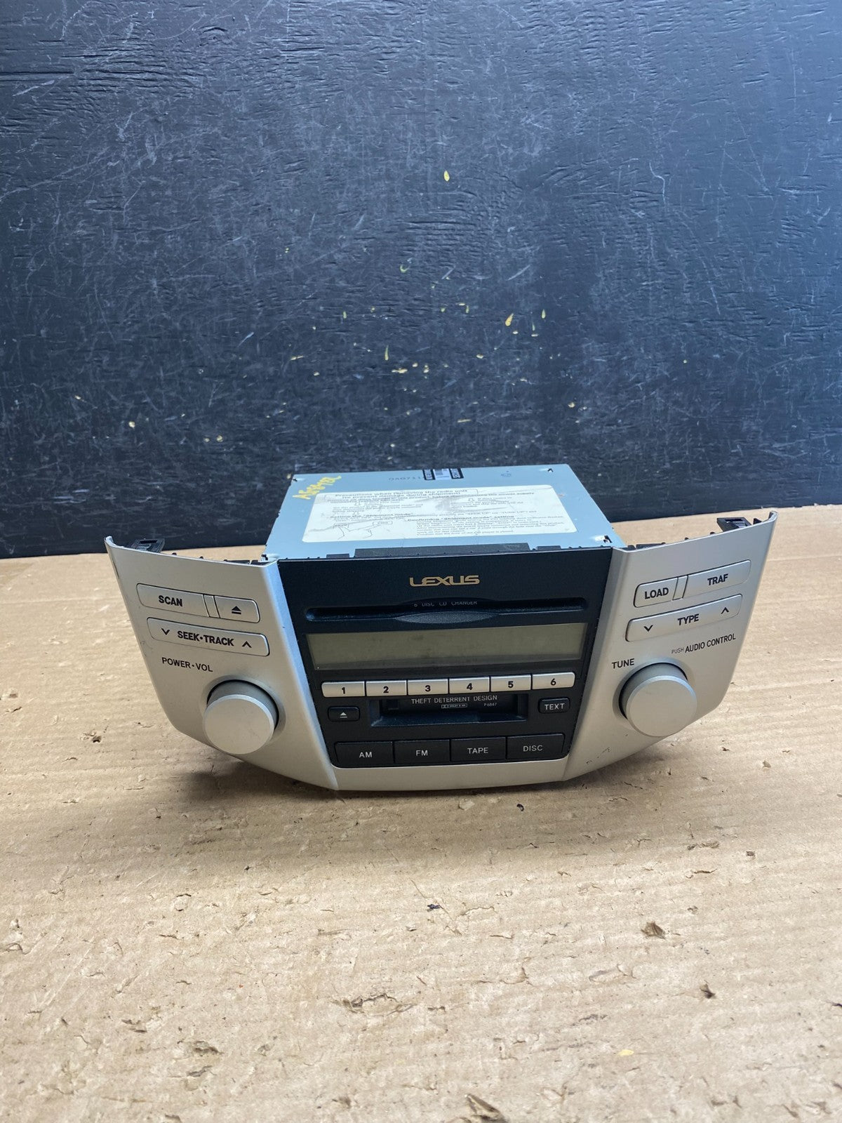 2006 Lexus RX400h Radio Casette AM-FM CD Player AG8482 DG0