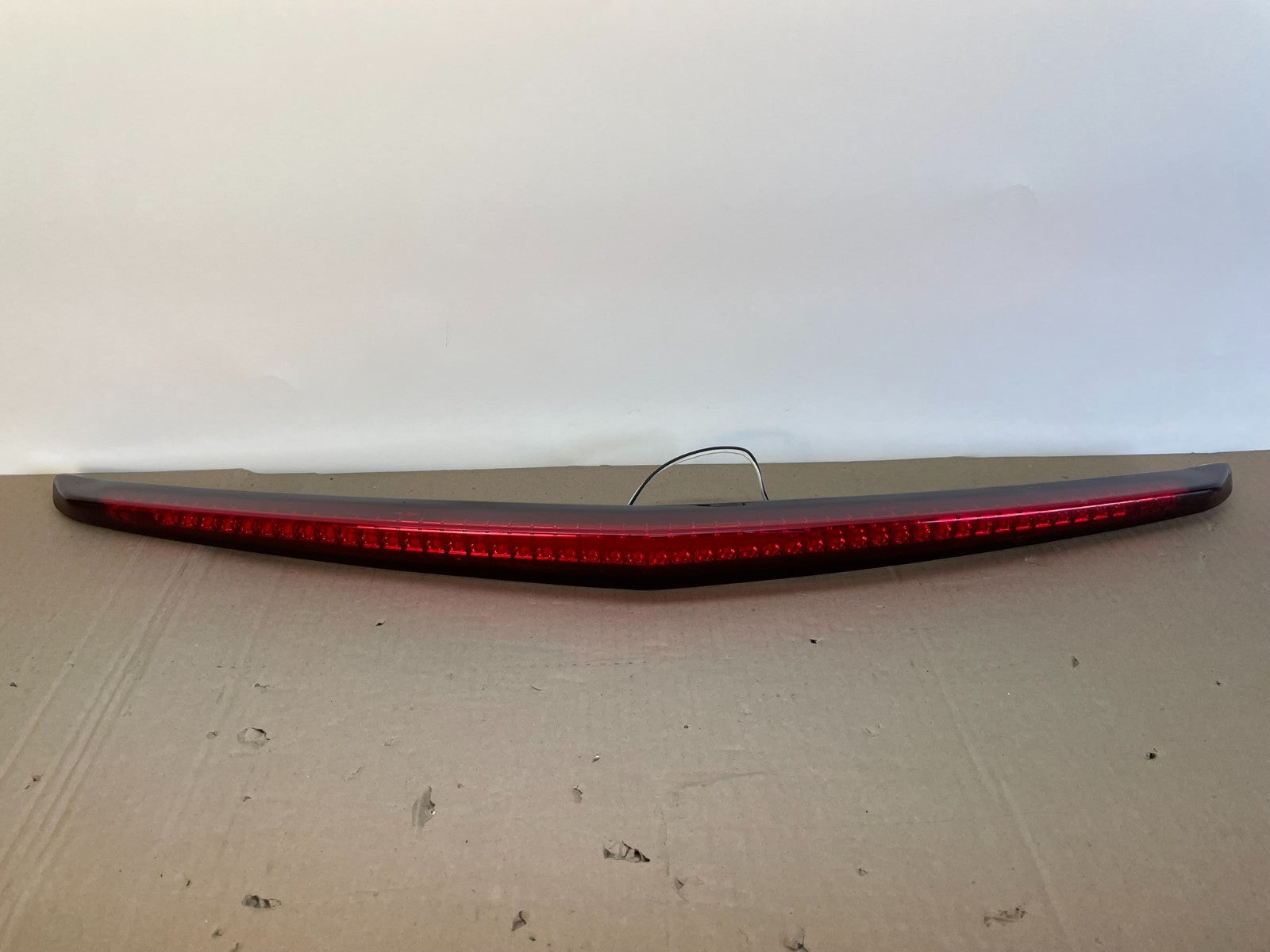 2008-2013 Cadillac Cts Sedan Trunk Lid 3rd Third Brake Tail Light ag7719 DG0