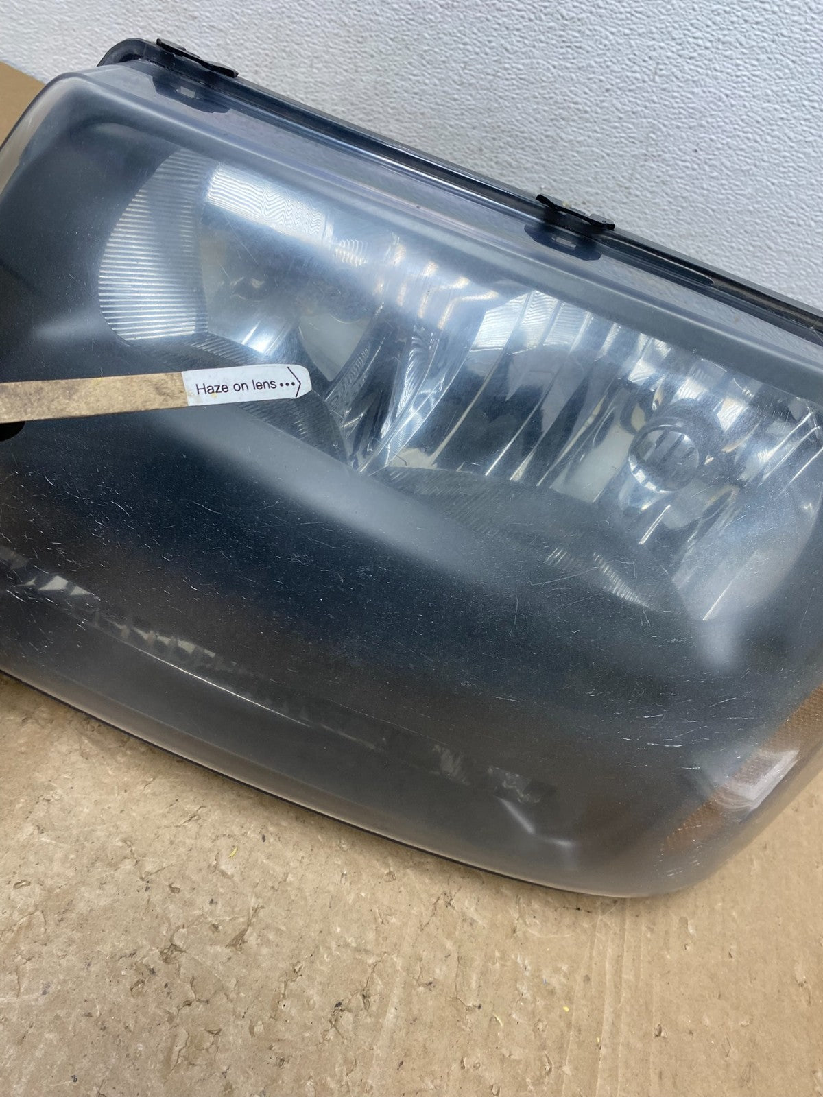 2006 - 2009 Chevrolet Trailblazer Left Headlight Flush Half Grille Bar AC6053 DW5