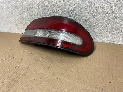 1995 1996 1997 Nissan Altima Right Passenger RH Side Tail Light ag7980 DG2