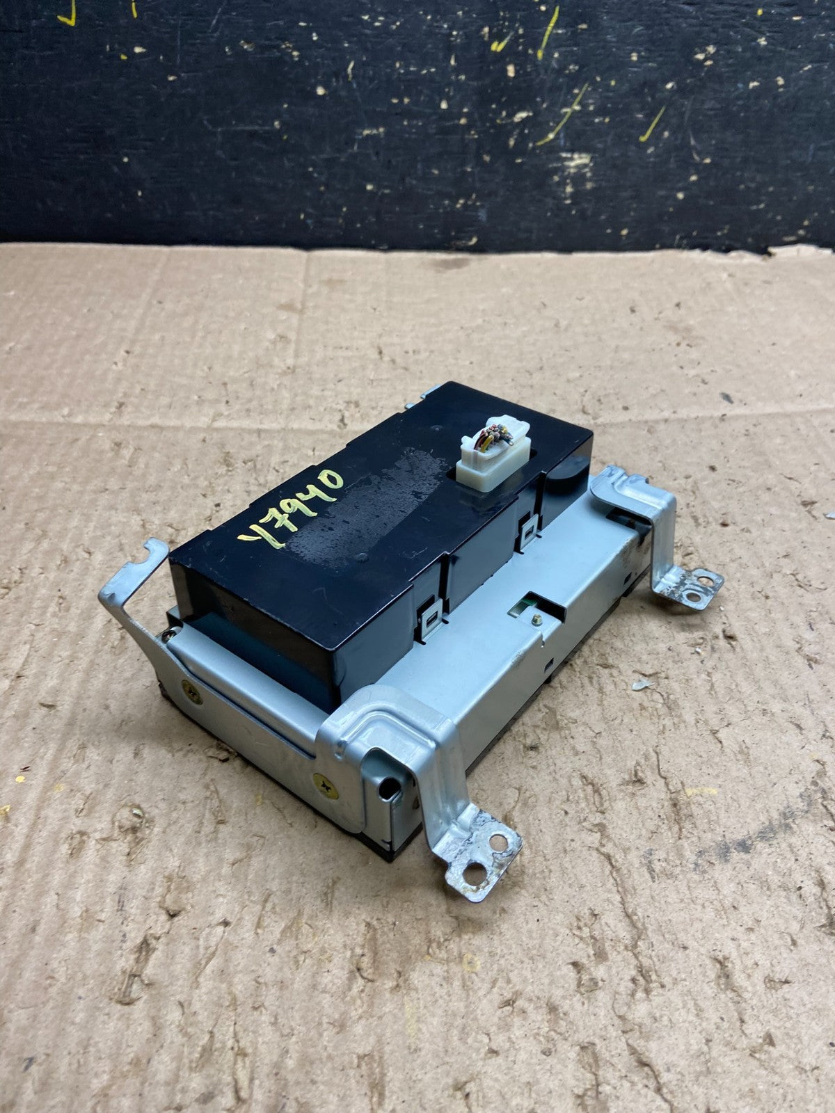 2003 - 2004 Nissan Murano AM FM Radio Screen Display Oem Y7940 DG4