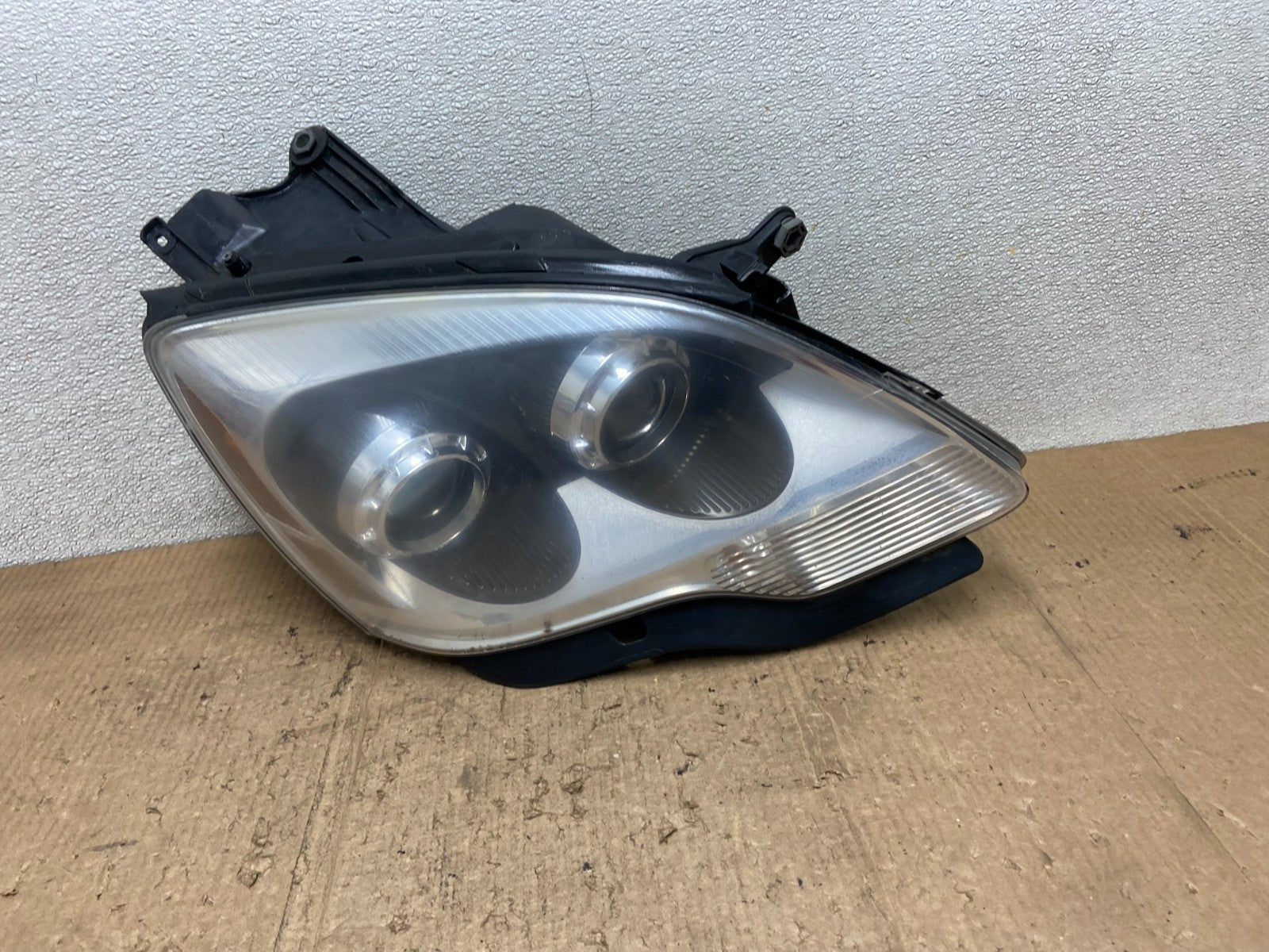 2007-2012 Gmc Acadia Xenon Headlight Right Passenger Side Oem AA8488 DW0