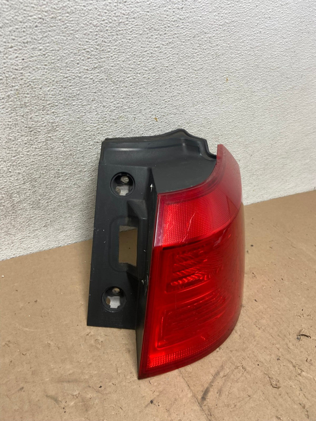 2010 to 2017 GMC Terrain Halogen Right Passenger Rh Side Tail Light AG5413 LK1