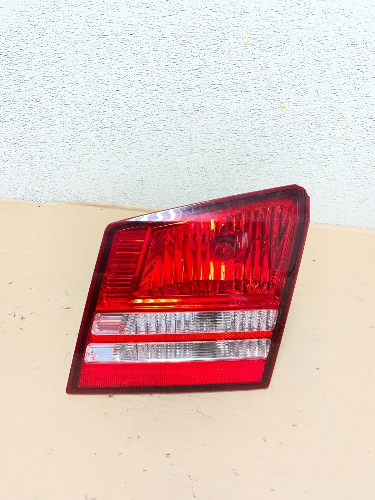 NO LED 2009-2011 Dodge Journey Right Passenger side Tail Light Inner AB0060 LK0