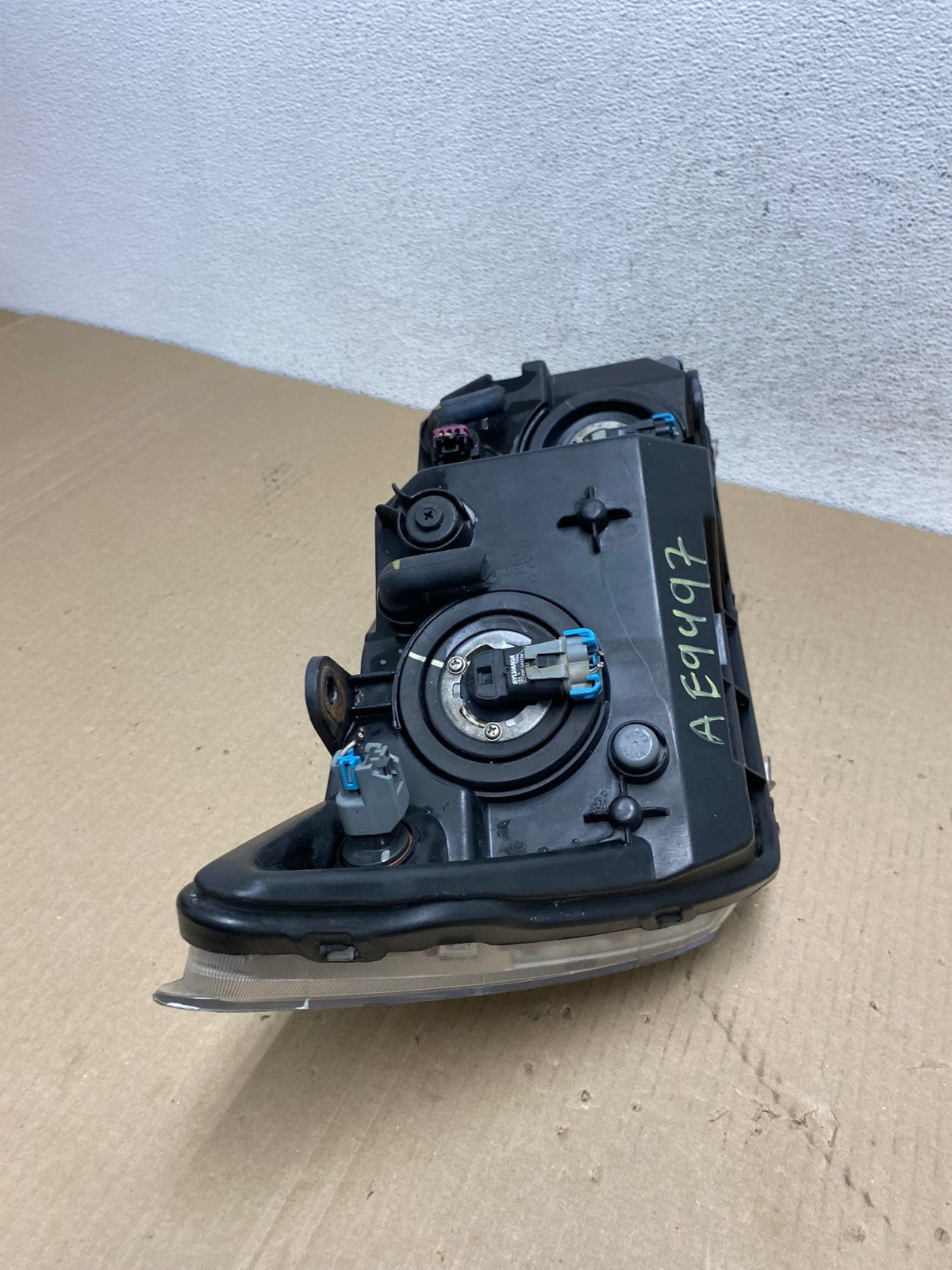 2009 to 2017 Dodge Journey Headlight Left Driver Lh Side Halogen AE9497 LK8