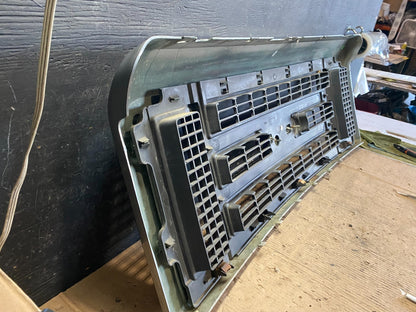 2008 to 2014 Ford Econoline E150 E250 Front Upper Chrome Grill Grille s9658 DG9