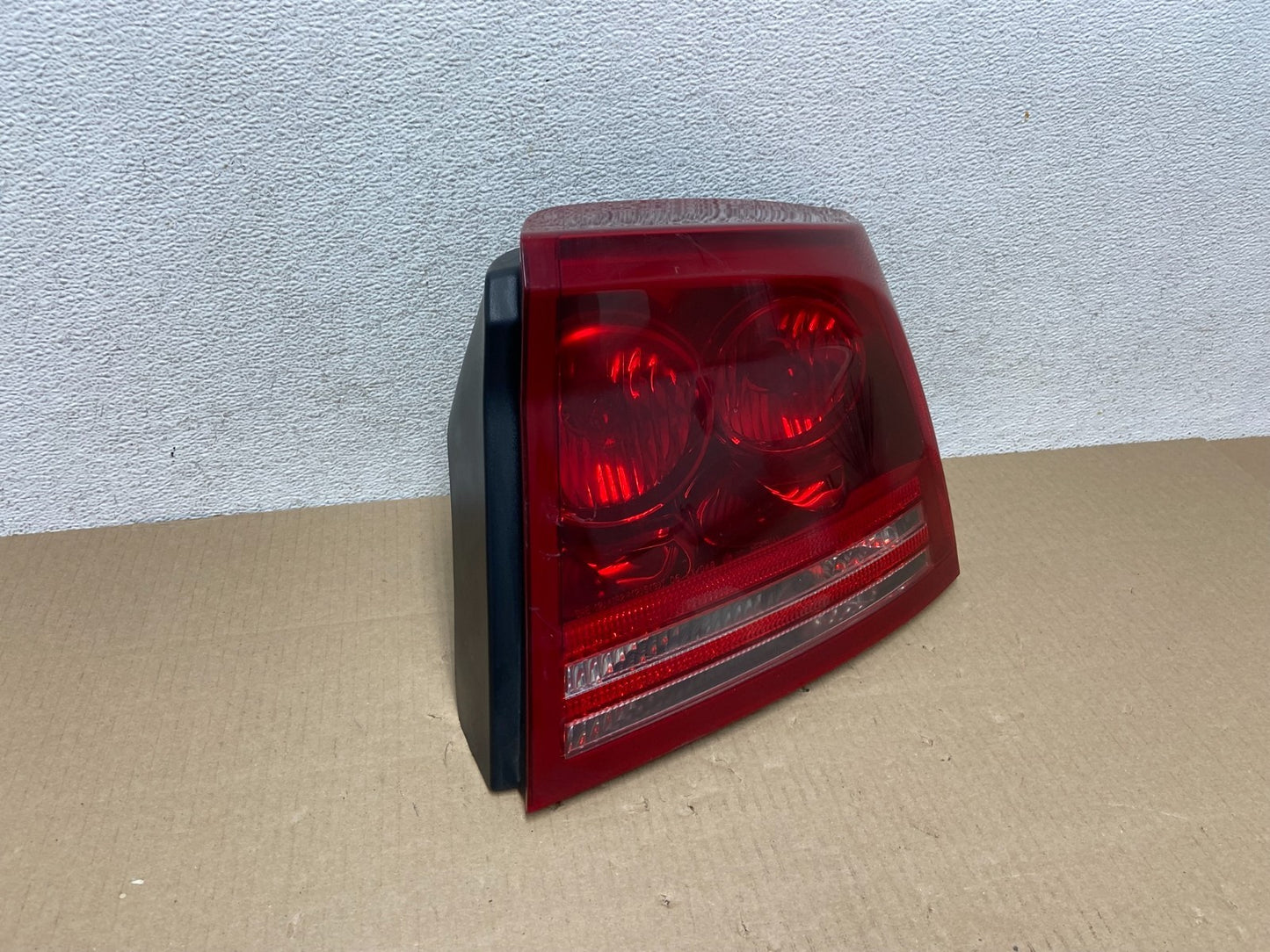 2006 2007 2008 Dodge Charger Tail Light Right Passenger Rh Side AG5843 DW2
