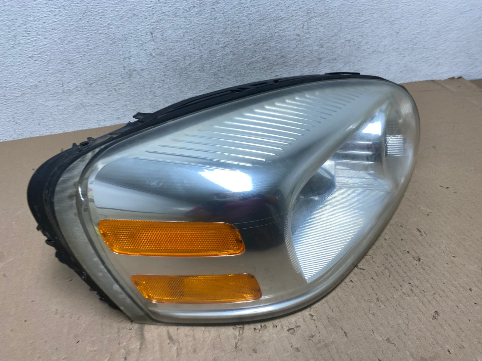 2005 - 2009 Pontiac Montana / Uplander Right Passenger Headlight AE8829 LK2