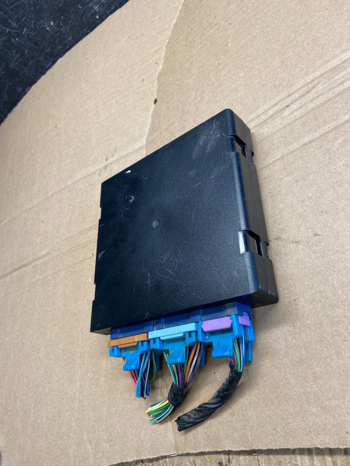 1999 to 2001 Chevrolet Astro Silverado Body Control BCM Module AF1782 DG1