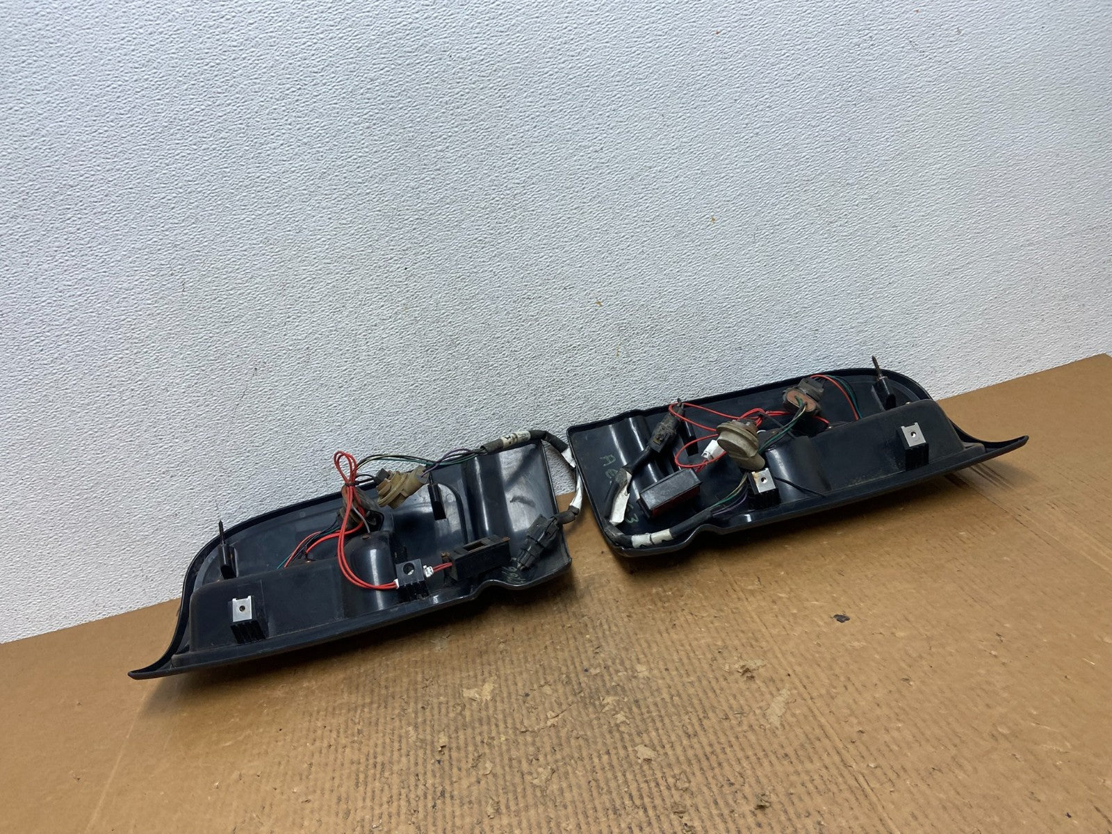1994 to 2001 Dodge Ram 1500 Left+Right Black Tail Lights AE2663 DG5