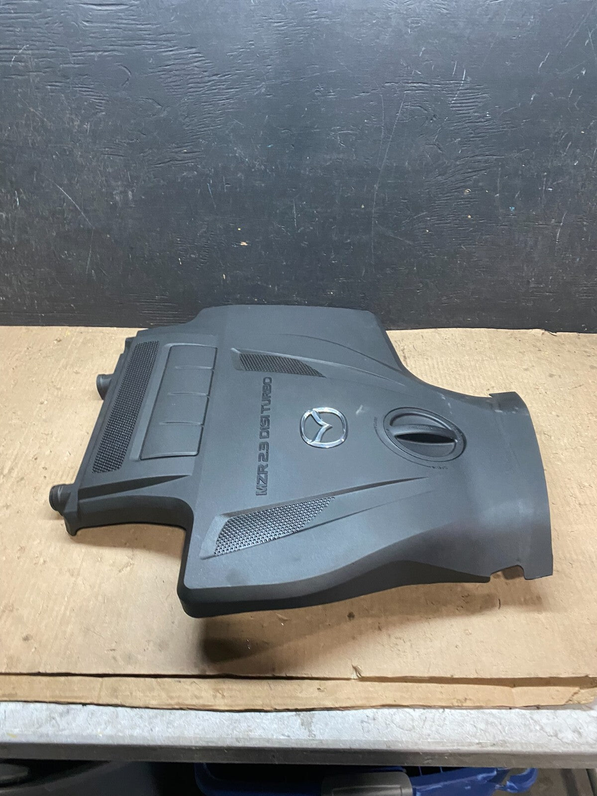2010 2011 2012 Mazda CX7 CX-7 2.3L Engine Shield Top Cover j0781 DG12