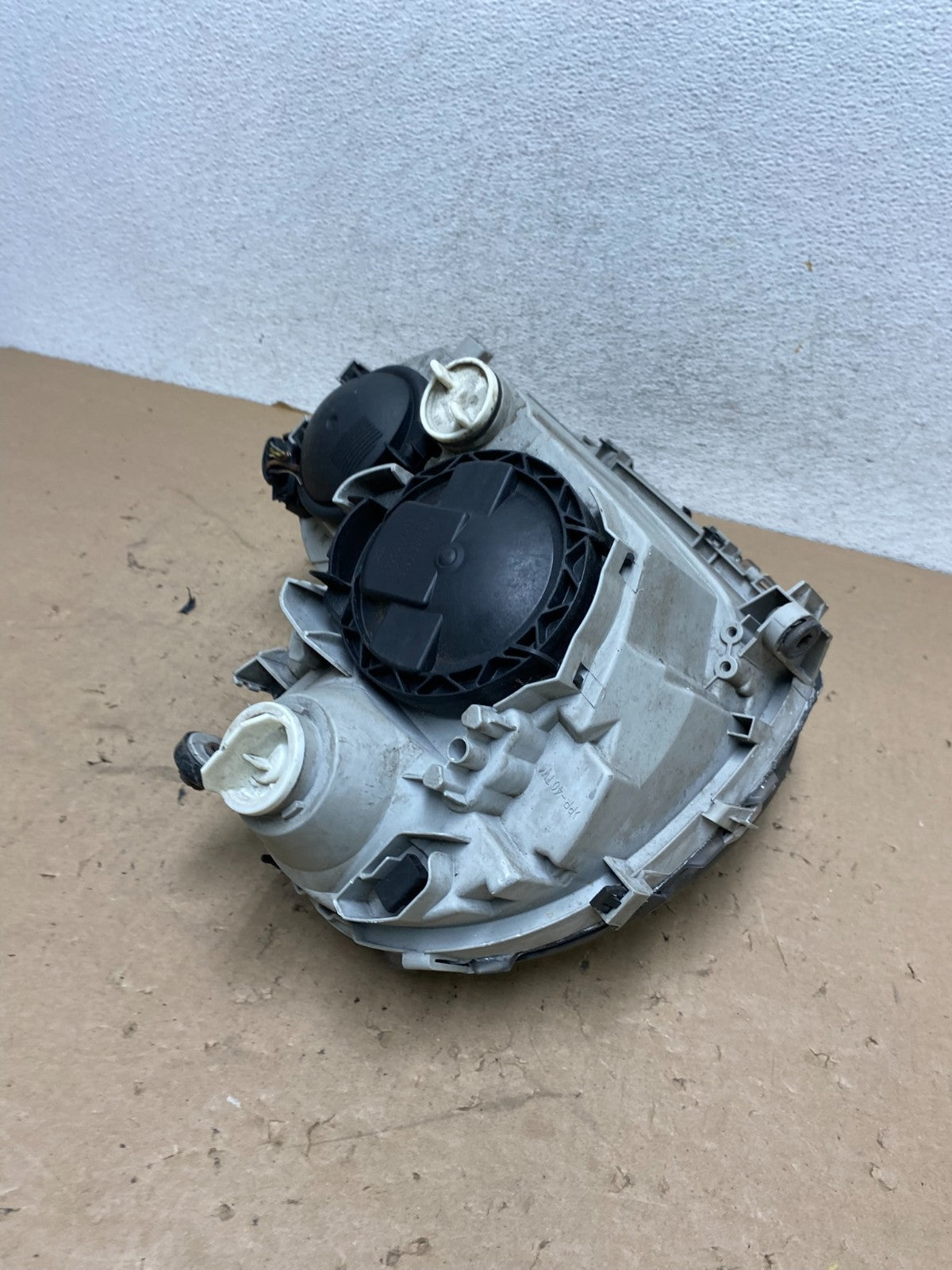2001-2004 Mercedes-Benz C Class Halogen Left Driver Headlight AG4445 DW7