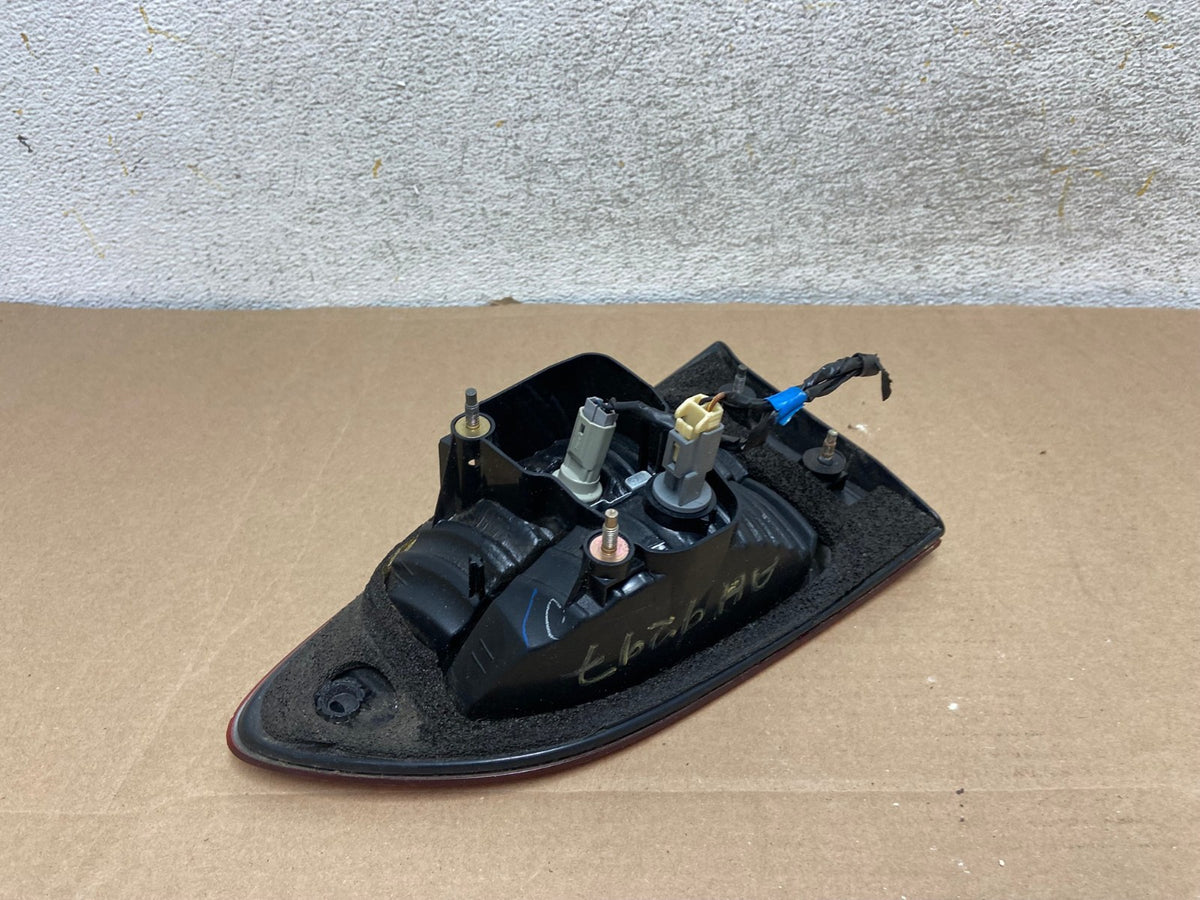 2006 2007 Subaru Tribeca B9 Left Driver Lh Side Tail Light Inner AH9297 LK4