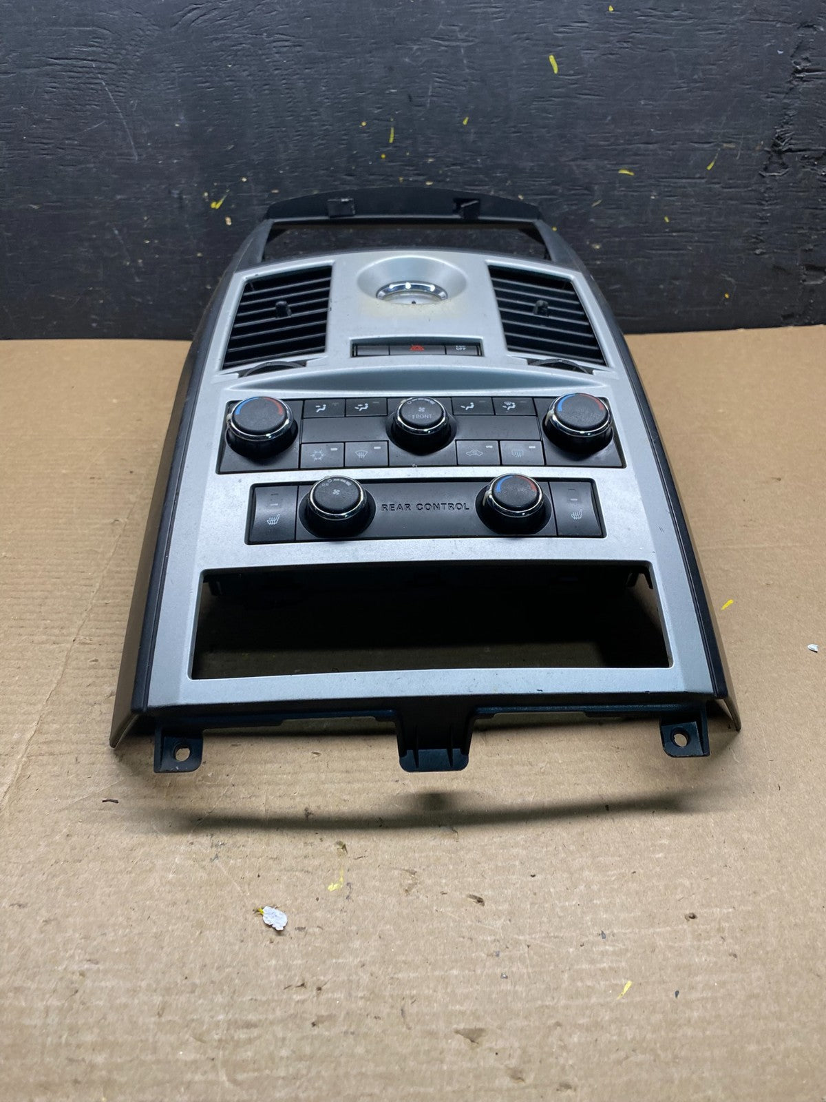 2008 - 2010 Dodge Grand Caravan Radio Bezel Climate Control Heat Heater q9575 DG1