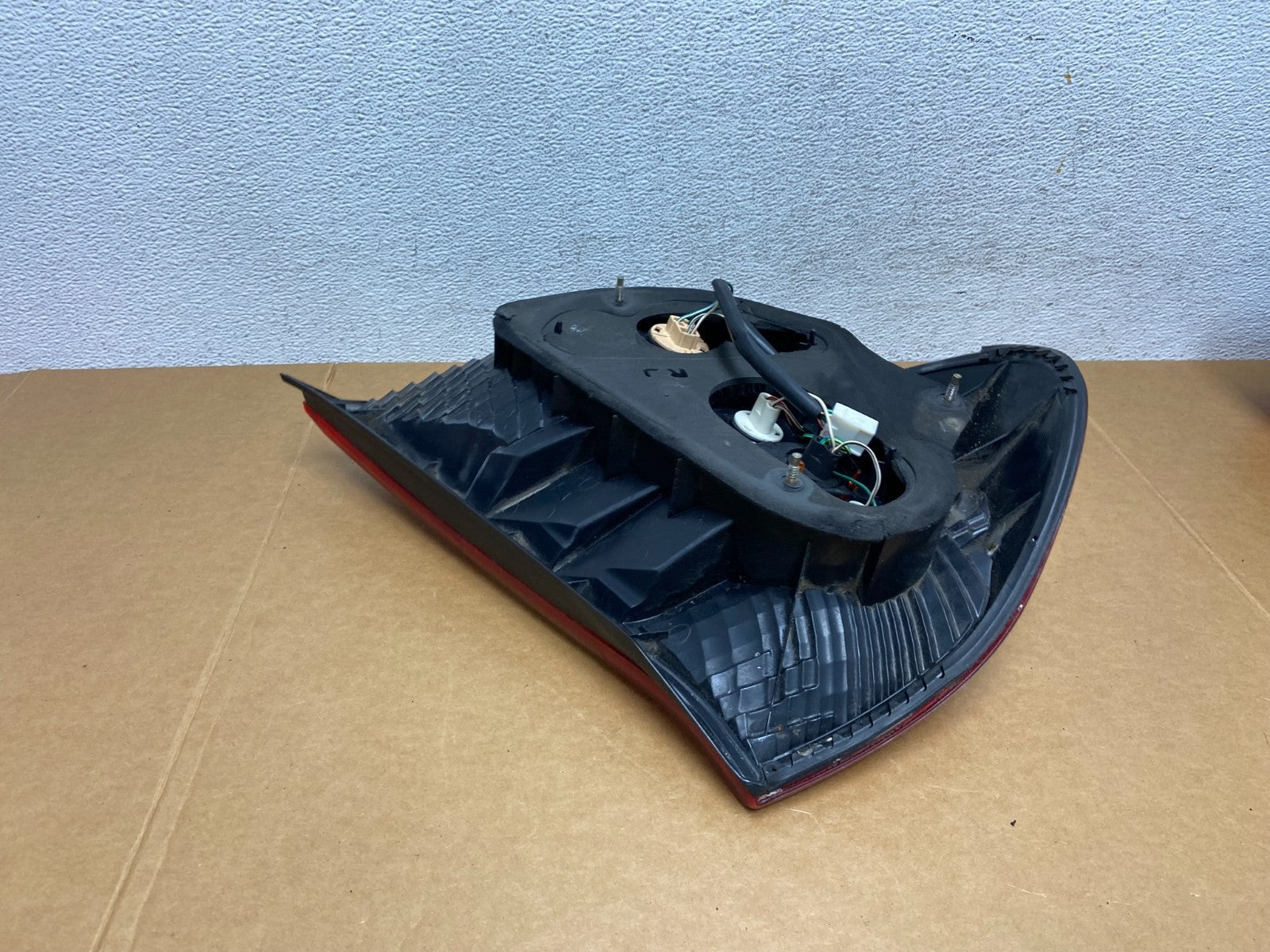 2002 2003 2004 Toyota Camry Tail Light Right Passenger Rh Side AD8880 DW4