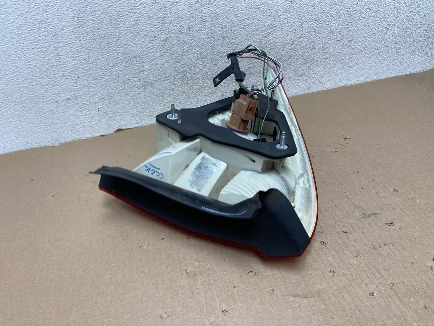 2010 2011 2012 Ford Fusion Right Passenger Side Tail Light AG6864 LK5
