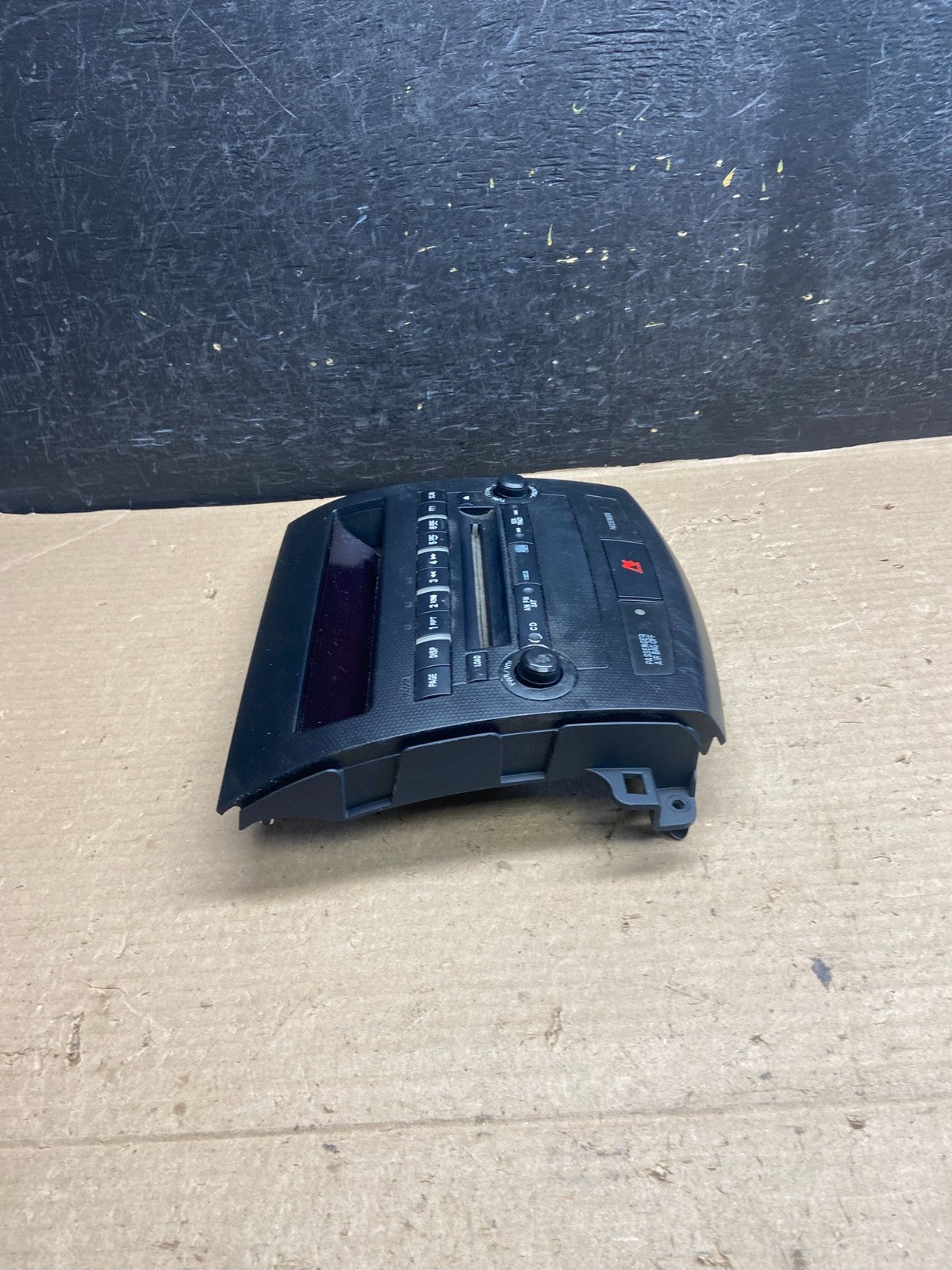 2007 to 2010 Mitsubishi Outlander Am Fm Cd Player Radio Receiver ah5382 DG1