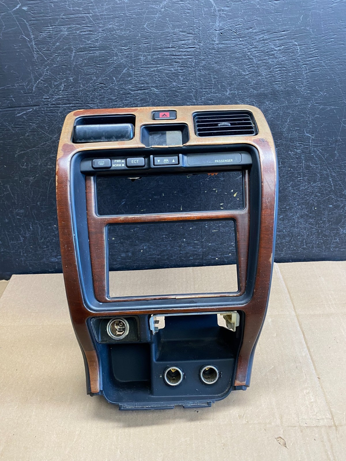 1996 to 1998 Toyota 4Runner Climate Control Heater Radio Bezel AI3003 DG0