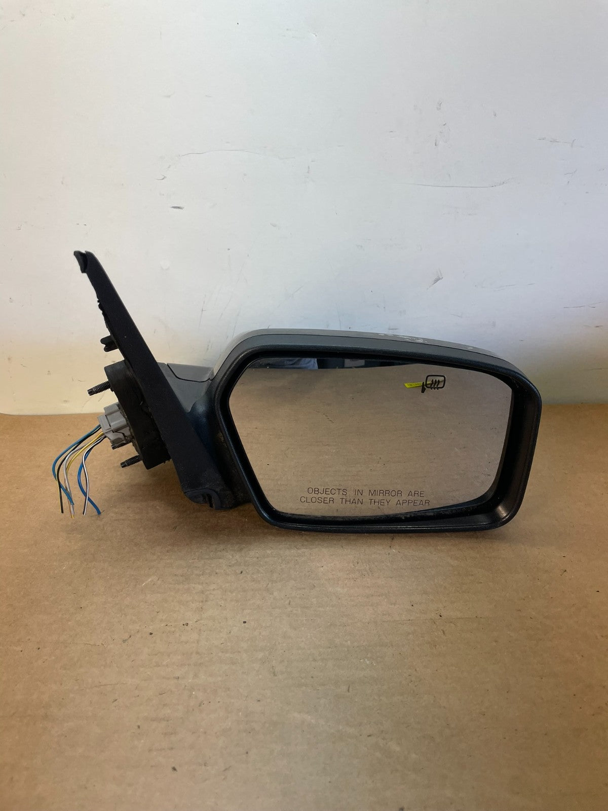 2006 to 2010 Ford Fusion Milan Right Passenger View Door Mirror AF8623 DG7