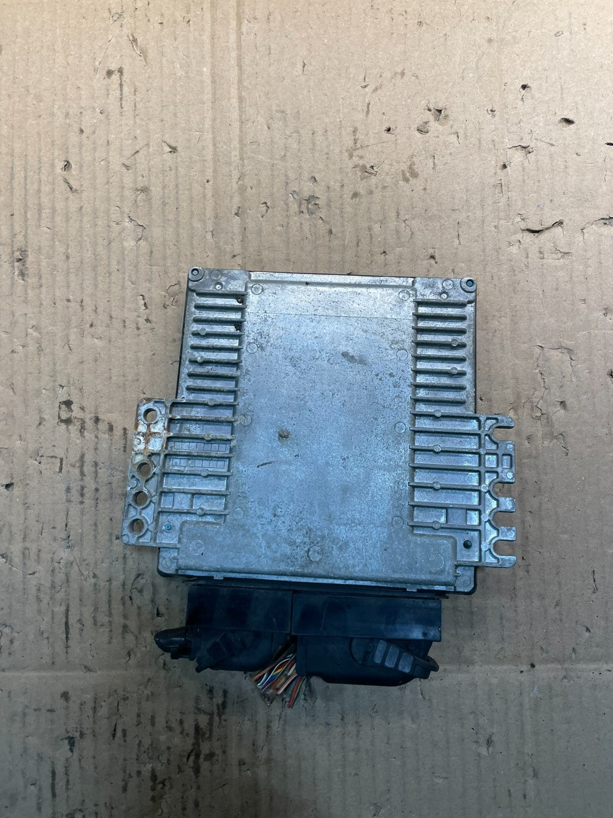 2004 Nissan Armada 5.6L Engine Control Unit ECU ECM Module v1834 DG2