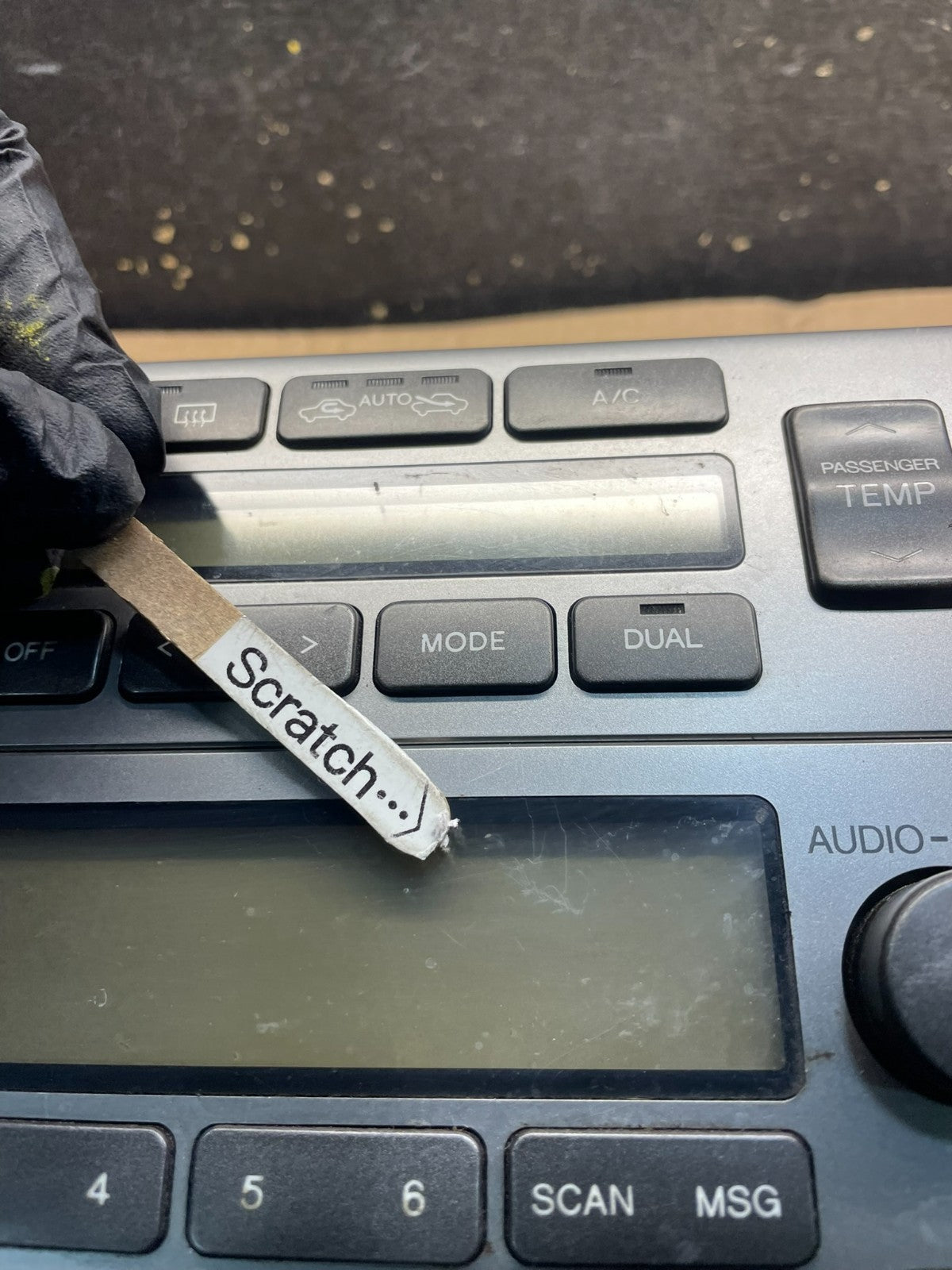 1998 to 2005 Lexus GS300 OEM Radio Receiver Stereo AM FM CD Cassette x4121 DG1