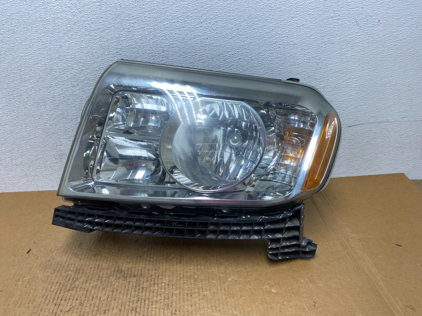 2009 2010 2011 Honda Pilot Left Driver LH Halogen Headlight AE0373 DW0