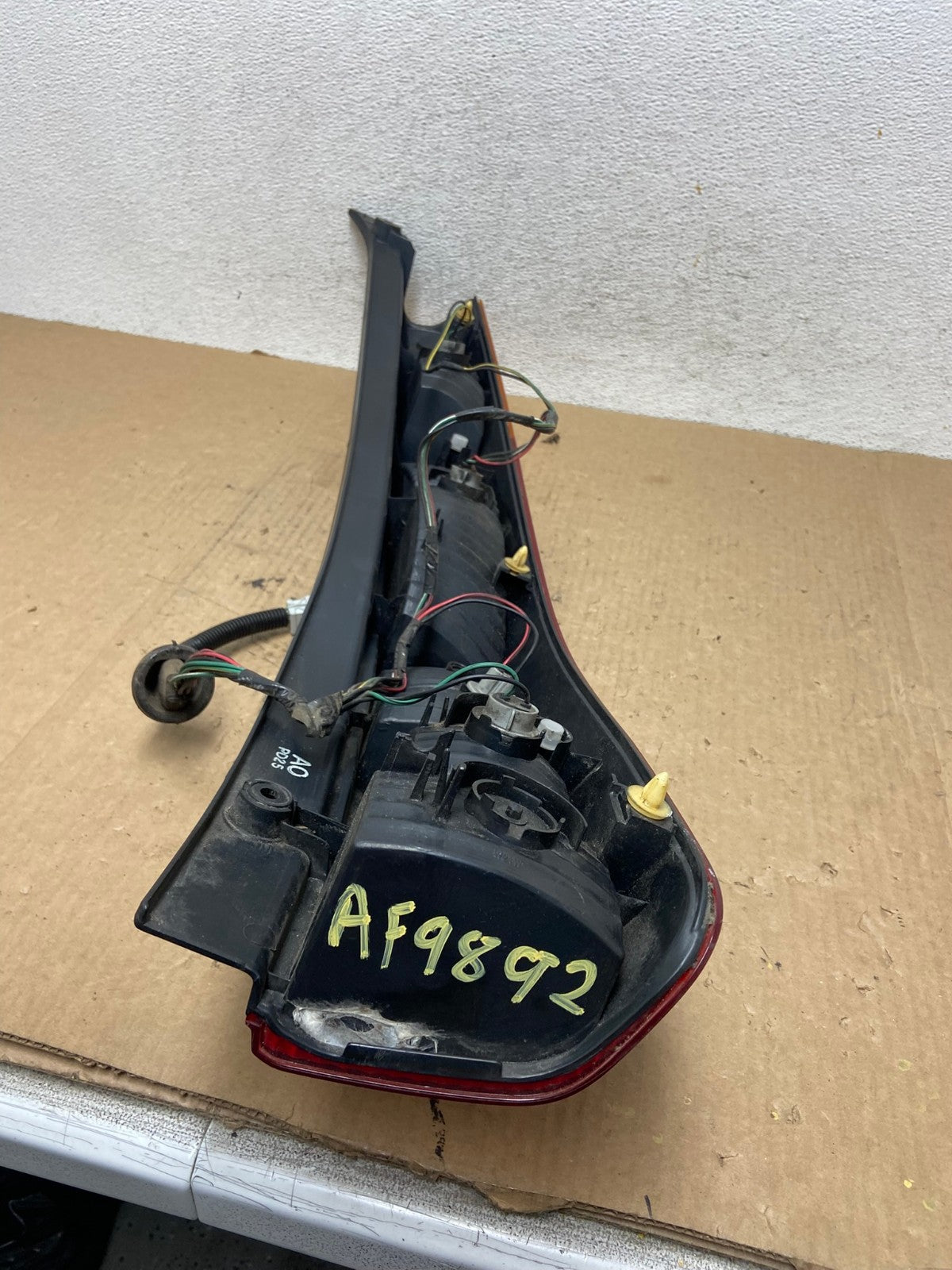 2002 2003 2004 Honda Crv Cr-v Left Driver Lh Tail Light AF9892 LK5