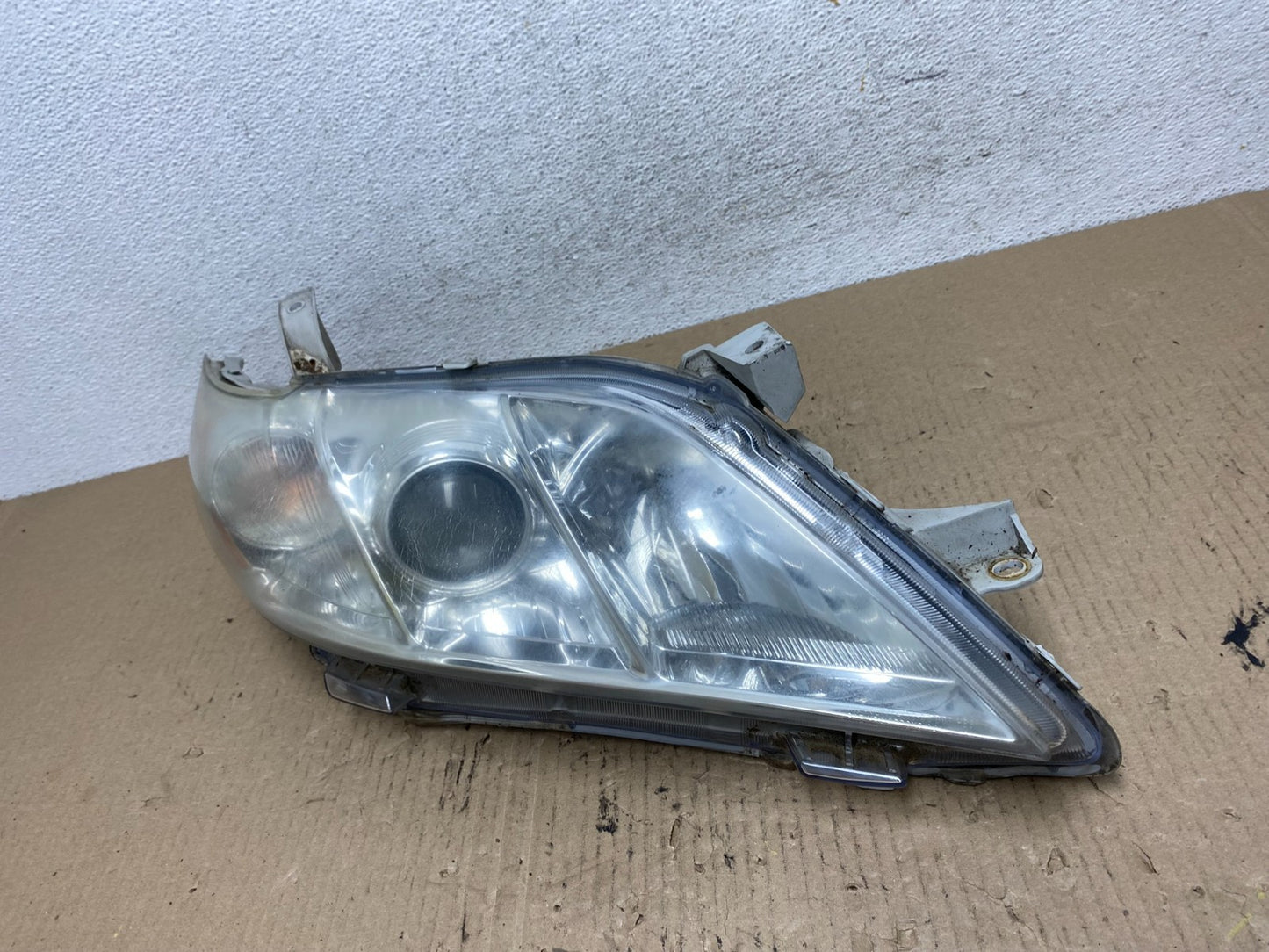 2007 - 2009 Toyota Camry Halogen Right Passenger Headlight AF6011 DW1