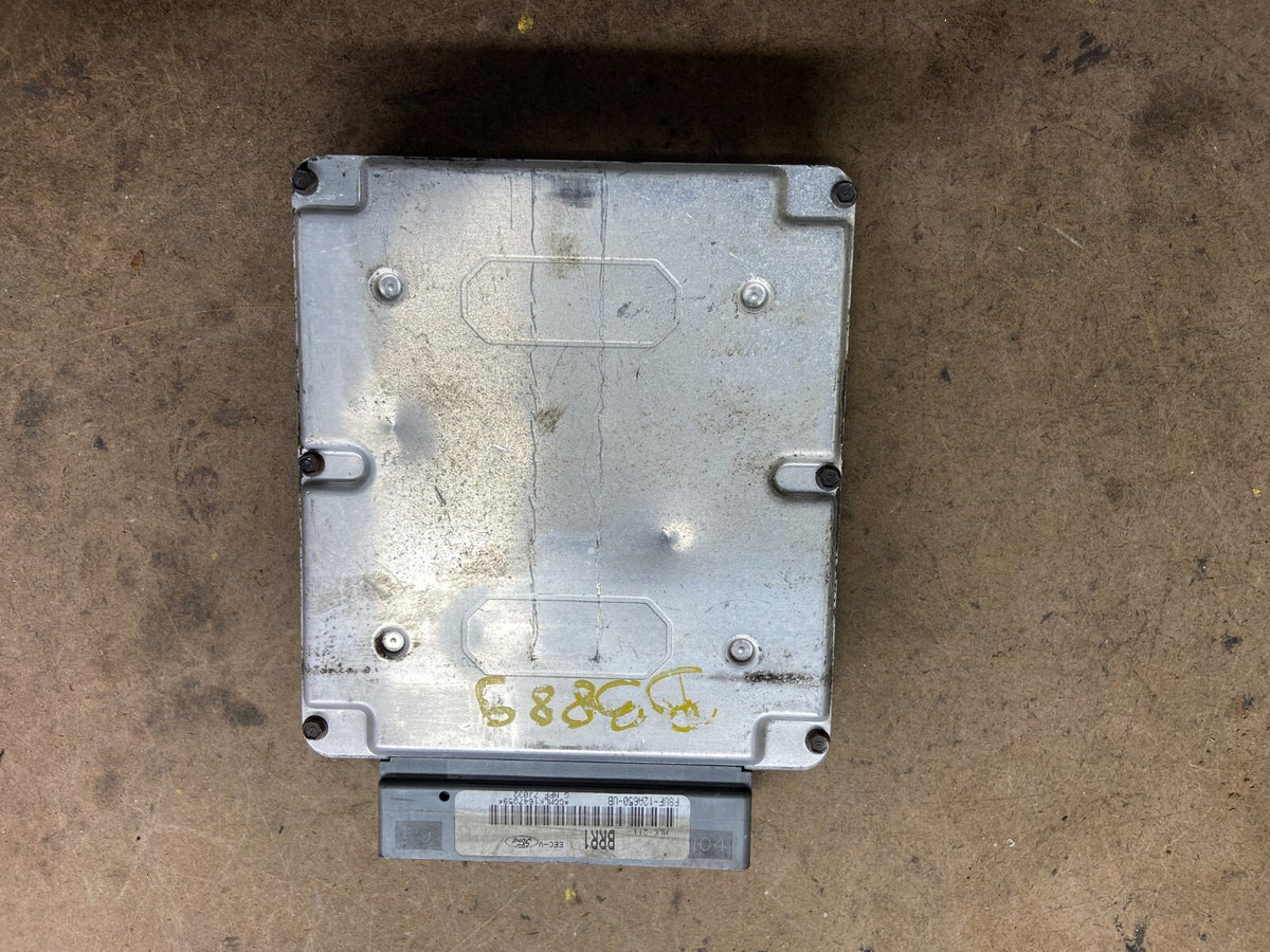 1998 1999 Ford Van E250 E350 5.4L Engine Control Module F8UF-12A650-UB M9654 DG0
